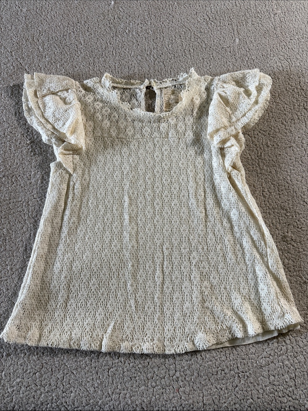 Cupio Lace Ruffle-Sleeve Blouse in Cream Medium